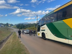 Homem é detido em Bragança suspeito de tentativa de latrocínio (foto: reprodução / PM)
