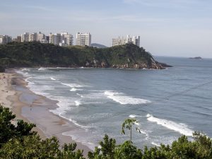 clima em guarujá