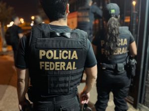 Polícia Federal na Operação Sisamnes (Foto: Divulgação / PF)