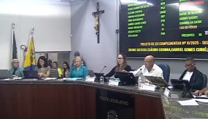 Câmara de Bragança Paulista aprova PLC do IPTU (Foto: Reprodução / YouTube)