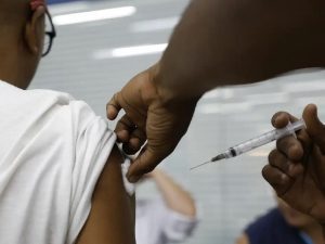 Vacina Vacinação Fernando Frazão Agência Brasil