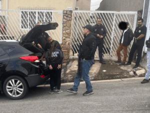 Polícia Civil de Atibaia em ação conjunta com o Rio (Foto: Reprodução)