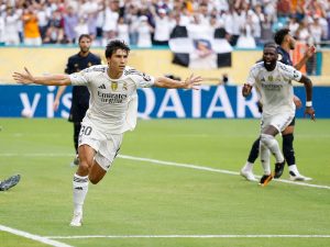 Real Madrid mundial jogo Pedro Castilloy Antonio Villalba