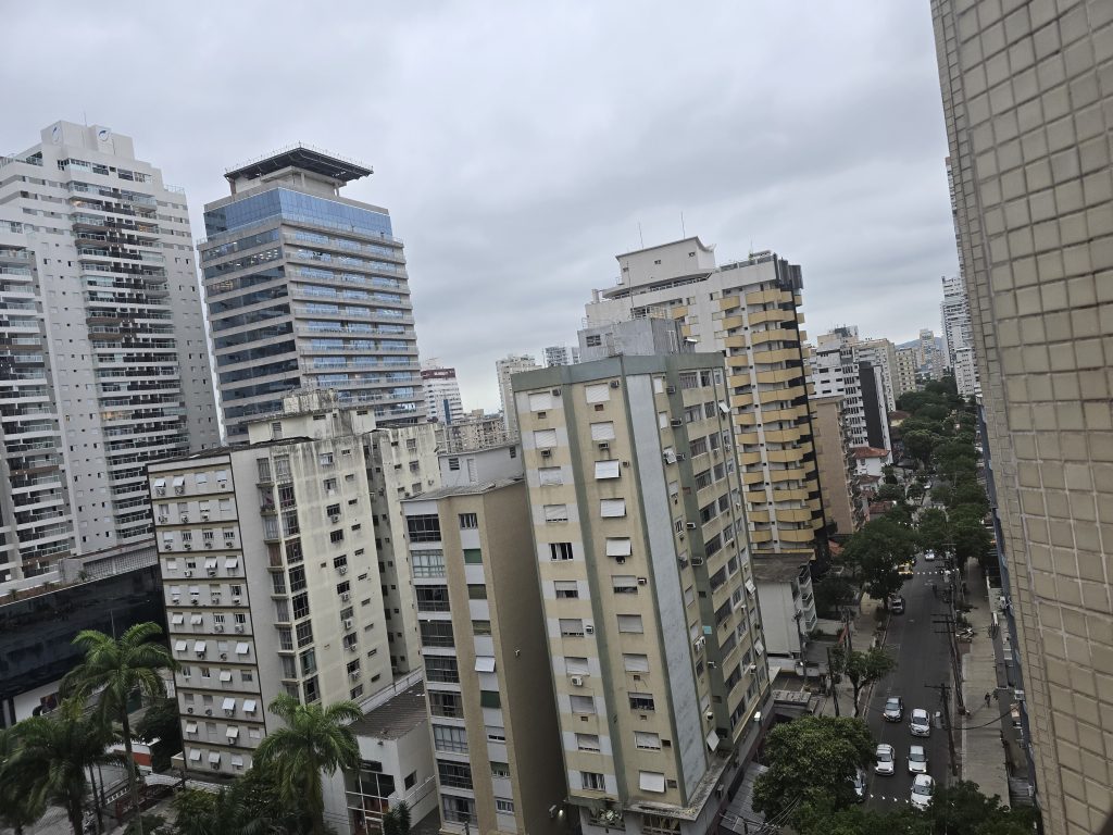 Chuva deve fazer calor 'sossegar' em Santos e Região