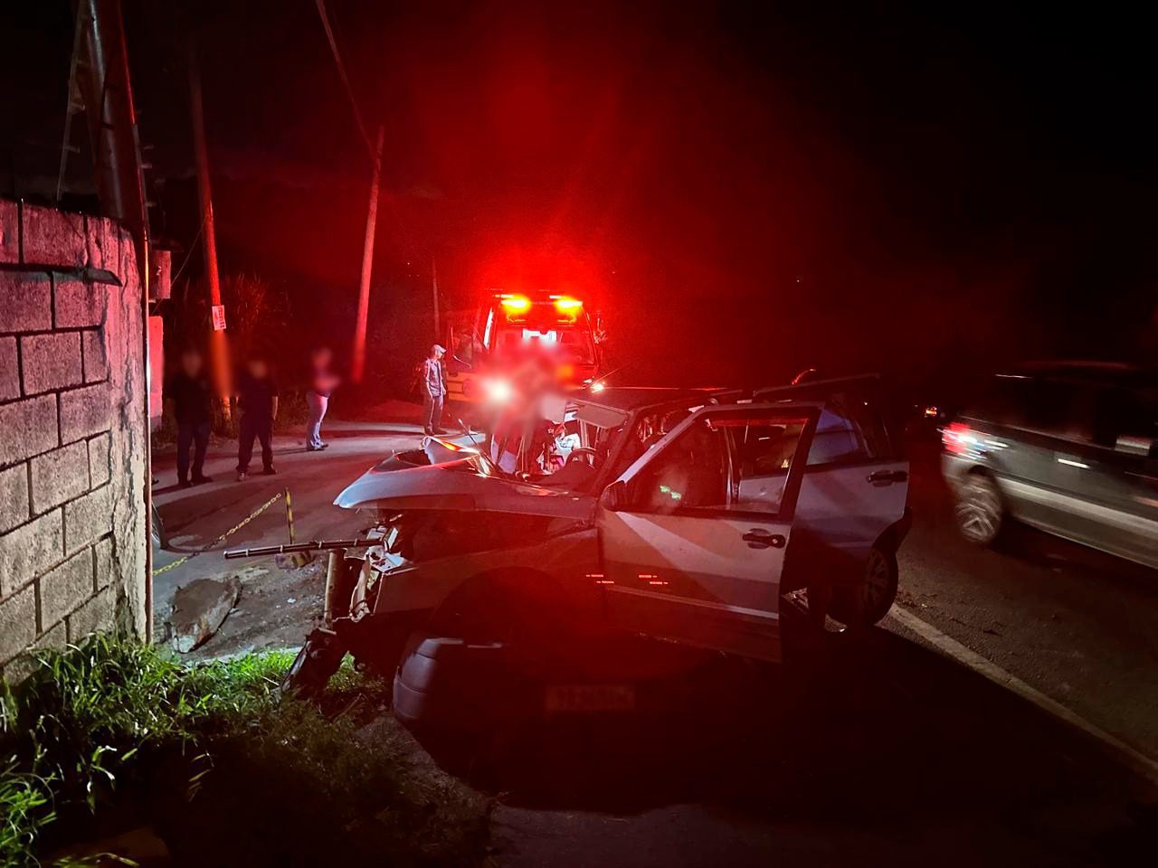 Acidente na rodovia Benevenuto Moretto, sentido Tuiuti (Foto: Celso Ricardo)