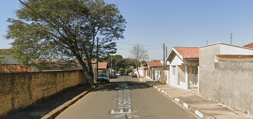 esposa pedir ajuda por mensagem