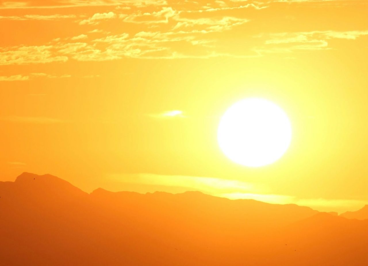 sol calor quente james day unsplash