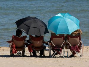 calor quente verão previsão tempo sol chuva frio moon kim unsplash