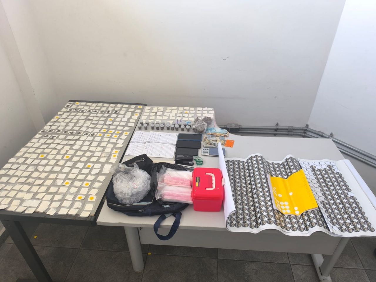 Apreensão de drogas em Atibaia prende dois (Foto: Reprodução)
