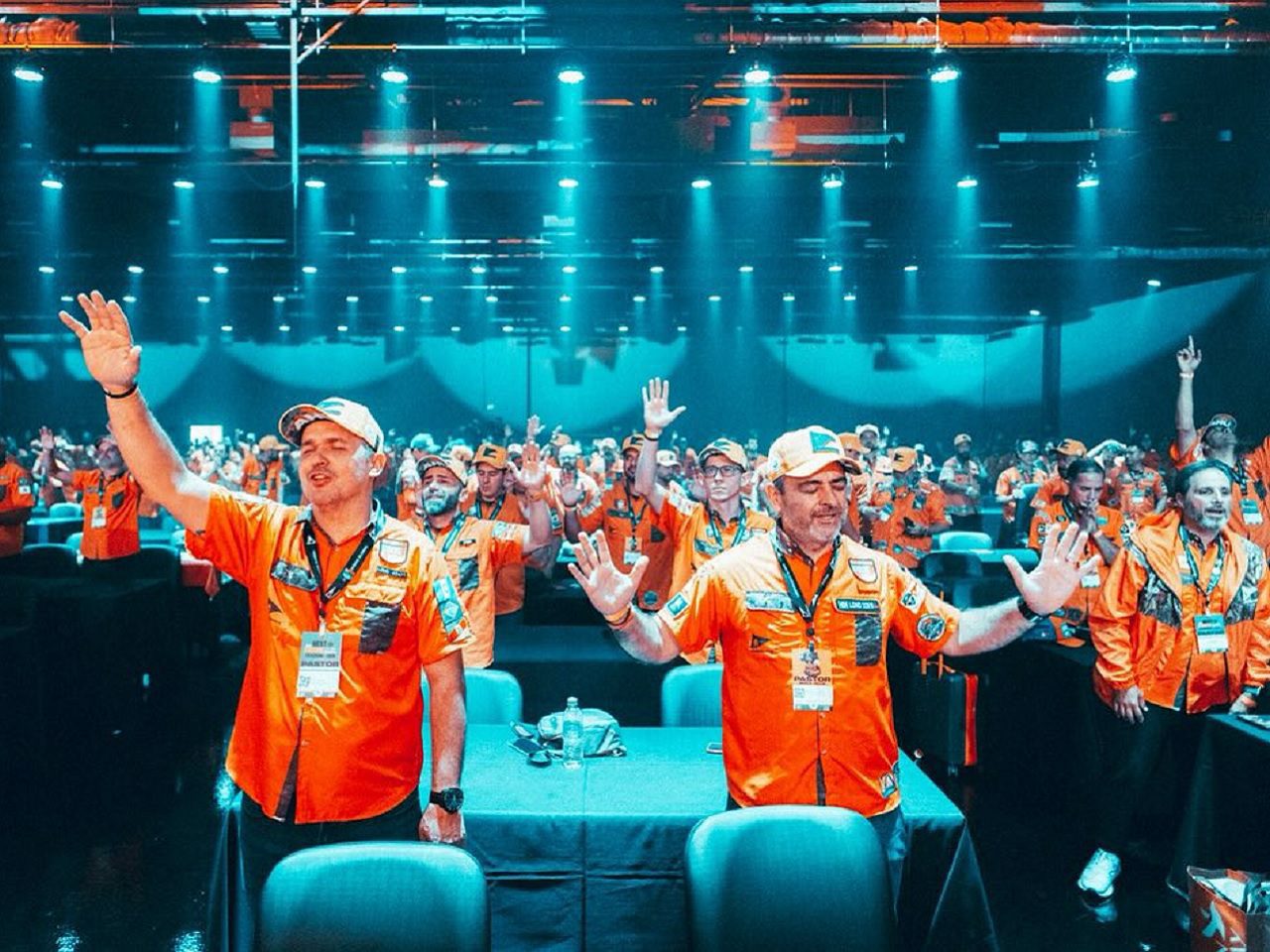 Custando até R$ 81 mil, evento do Legendários reúne homens para