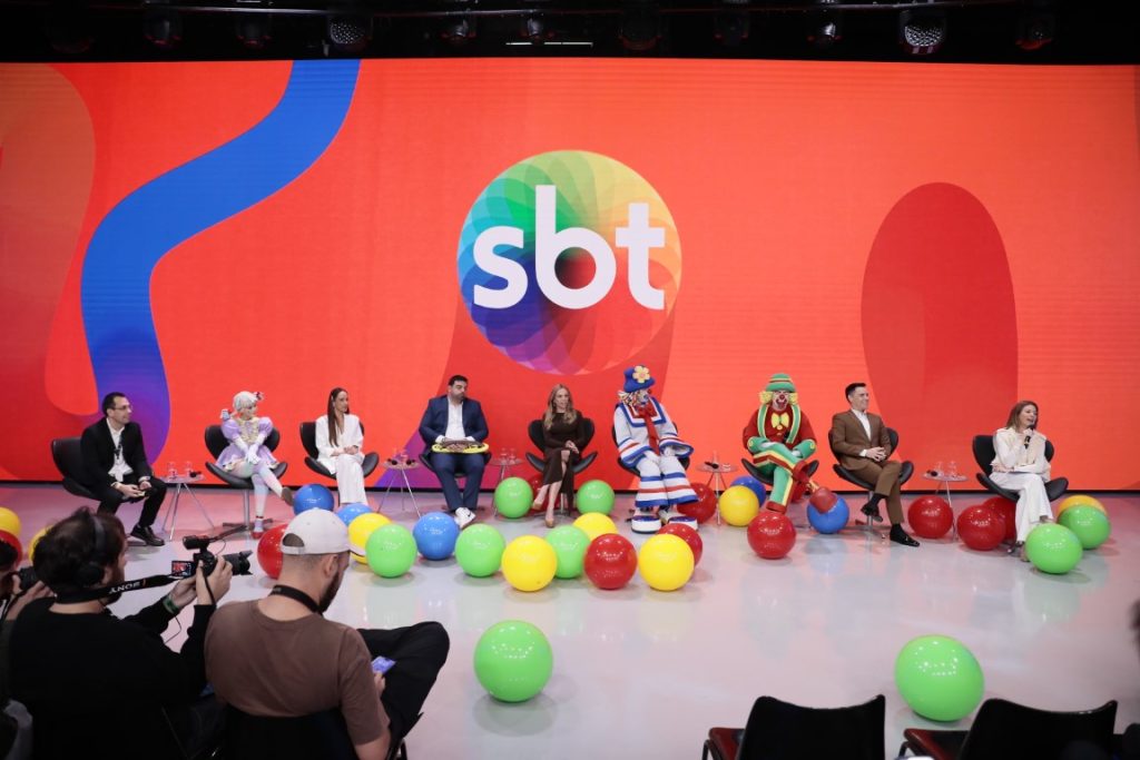 Com 45 anos de história, a emissora ajuda a escrever a trajetória da televisão brasileira.