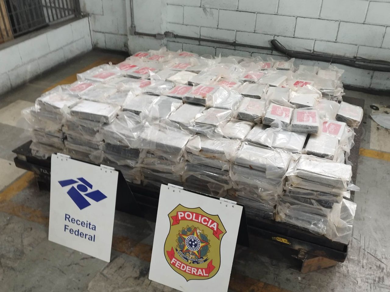 apreensão de cocaina receita federal