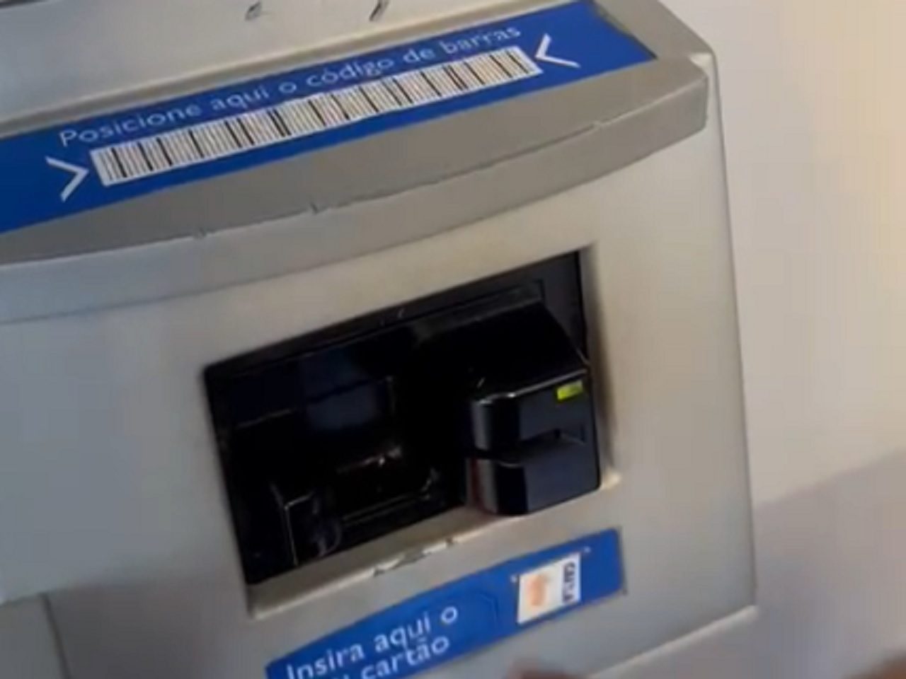 Chupa Cabra banco agencia bancaria