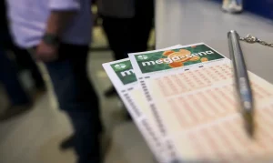 homem inventa que vizinha ganhou R$ 127 milhões