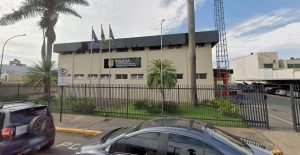 Homem agrediu esposa, que precisou ser internada, antes de matar esfaqueado e cortar o órgão genital do suposto amante