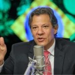 http://Haddad%20afirma%20que%20veículo%20em%20que%20estava%20sofreu%20abordagem%20‘ostensiva’%20da%20Polícia%20Militar