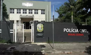 Mulher é xingada antes de ser assassinada em bar: 'toma o que você merece'