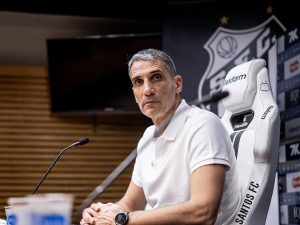 Vojvoda Estreia Técnico Santos FC Raul Baretta / Santos FC