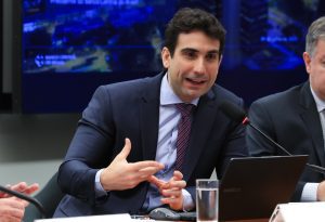 Gabriel Galípolo, presidente do Banco Central limita atuação das fintechs (Foto: Lula Marques/Agência Brasil)