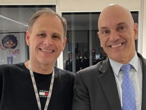 Flávio Bolsonaro autoriza acesso de defesas a documentos de Tagliaferro, ex-assessor de Alexandre de Moraes (Foto: reprodução)