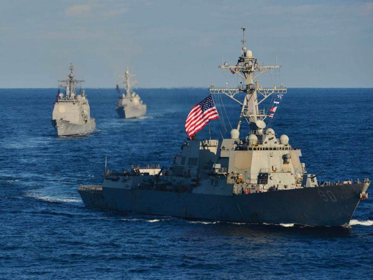 US guided-missile destroyers at sea [Photo: US Navy/Specialist 3rd Class Cole Schroeder]