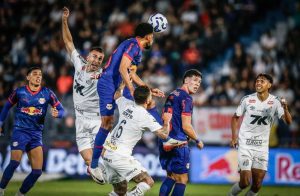 Bragantino e Santos empatam no Brasileirão. Fotos de Ari Ferreira/Red Bull Bragantino