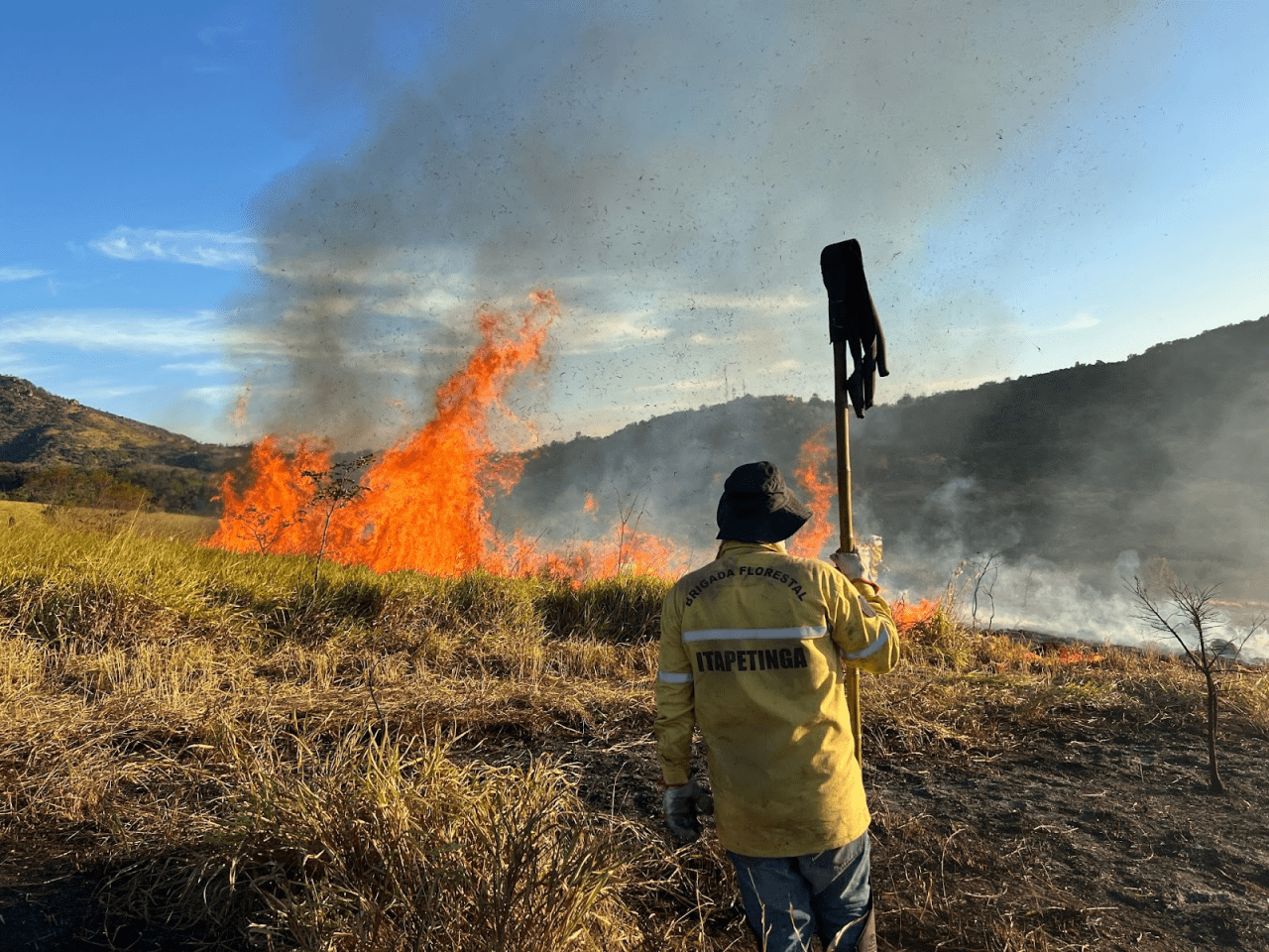 Brigada Florestal Itapetinga da SIMBiOSE atua na Serra do Itapetinga em seu entorno há 20 anos (Foto: Nathalia Brancato/TNC Brasil)