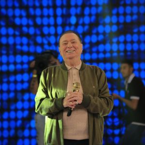 Raul Gil é internado em São Paulo