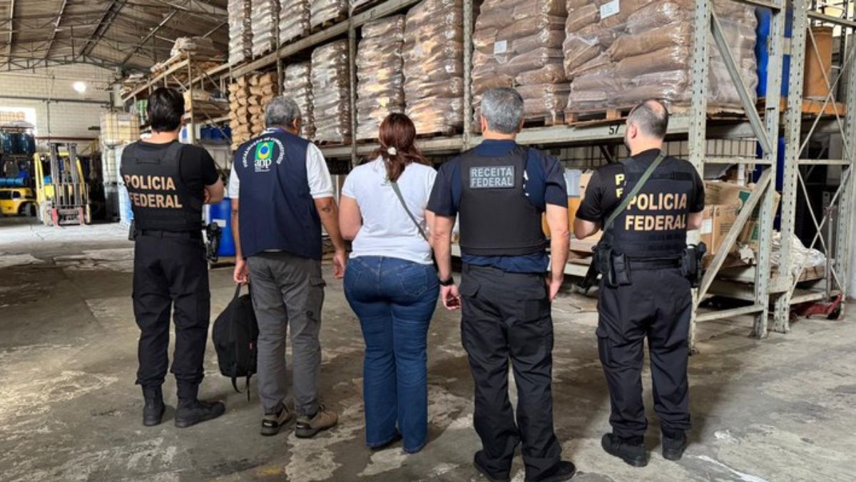 PF deflagra Operação Alquimia para investigar o curso do metanol nas bebidas (Foto: Divulgação / PF)