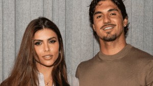 Gabriel Medina se declara para a namorada, após rumores de separação