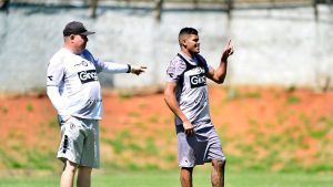 Jeh aparece em treino e reforça expectativa para final da Série C contra o Londrina