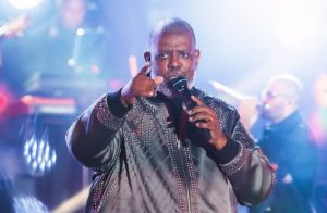 Nil Guimarães escolhe Péricles no The Voice Brasil e surpreende