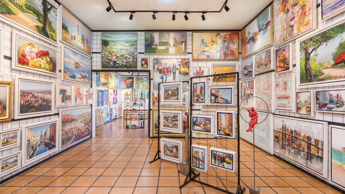 Bate e volta a Embu das Artes: arte, natureza e boas compras em família