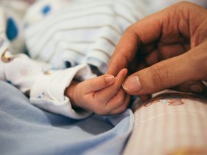 Bebê de 1 mês morre após atendimento emergencial em UBS de Bragança Paulista