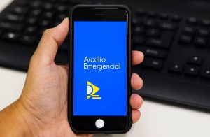 Auxílio emergencial: 177 mil famílias devem devolver valores
