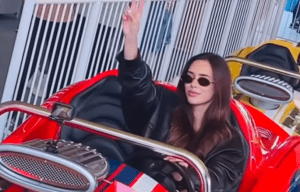 Caio Castro, Simone Mendes e Bruna Biancardi marcam presença em parque temático
