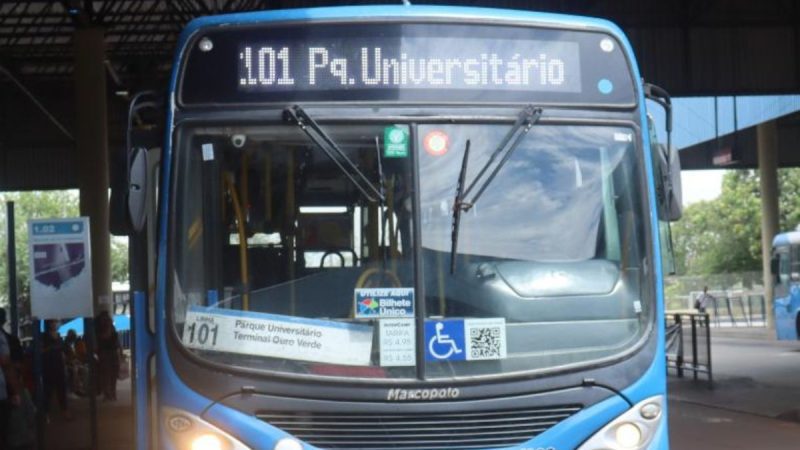 Mulher flagra homem se masturbando em ônibus em Campinas; suspeito foge antes da chegada da polícia