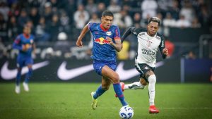 Bragantino recebe o Corinthians e tenta reencontrar o caminho das vitórias no Brasileirão