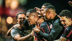 Bragantino vence Atlético-MG e garante permanência na Série A do Brasileirão de 2026