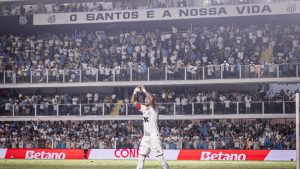 Santos inicia venda de ingressos para última rodada do Brasileirão, contra o Cruzeiro, na Vila Belmiro