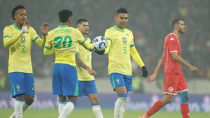 Brasil joga mal e só empata com a Tunísia no último amistoso do ano