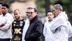 Marcelo Teixeira nega chance de demitir Vojvoda: "Nenhum risco"