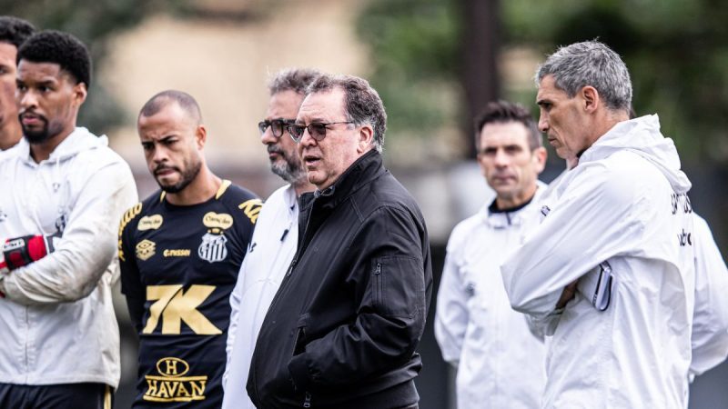 Marcelo Teixeira nega chance de demitir Vojvoda: "Nenhum risco"