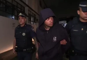 MC Brinquedo é detido após perseguição com moto sem placa em SP (Foto: SBT News)