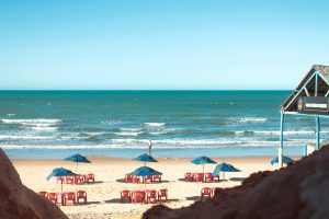 Confira as principais orientações para prevenir afogamentos em piscinas, rios e praias