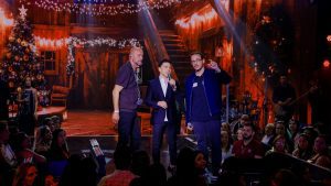 Zezé Di Camargo grava especial “Natal é Amor” no SBT; veja fotos exclusivas dos bastidores