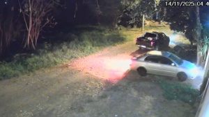 Grupo armado faz família refém em Santa Bárbara d’Oeste, vídeo