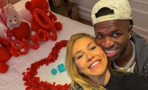 Virginia e Vini Jr. trocam mensagens de "eu te amo" pela primeira vez em público