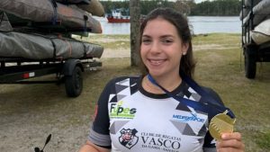 Campeã brasileira pela nona vez, santista garante vaga para o Mundial de Canoagem