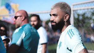 Alvo do Santos, Gabigol não retorna para BH após eliminação na Copa do Brasil